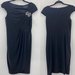 3For$20 Jessica Howard Black Dress with Rhinestone Detail size: 8